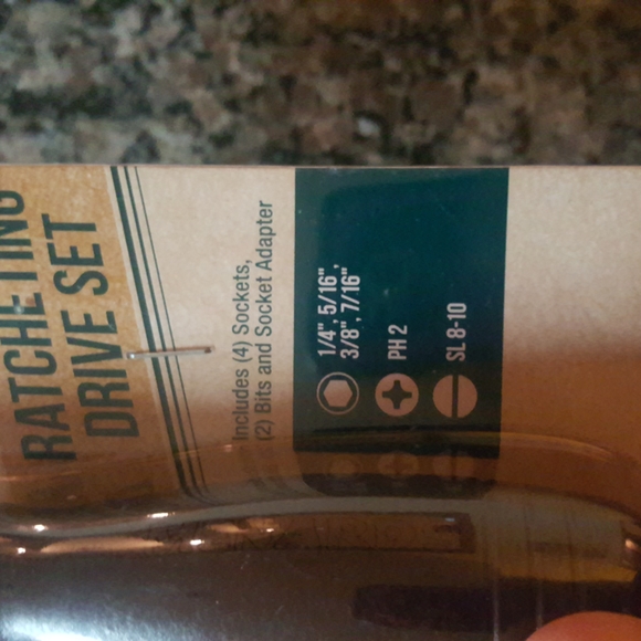 Menards Other Menards Wooden Handled Ratcheting Drive Set New 4